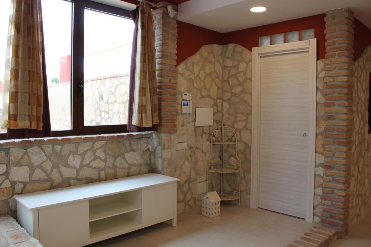 La Casa Del Fico Con Piscina Pescia Romana