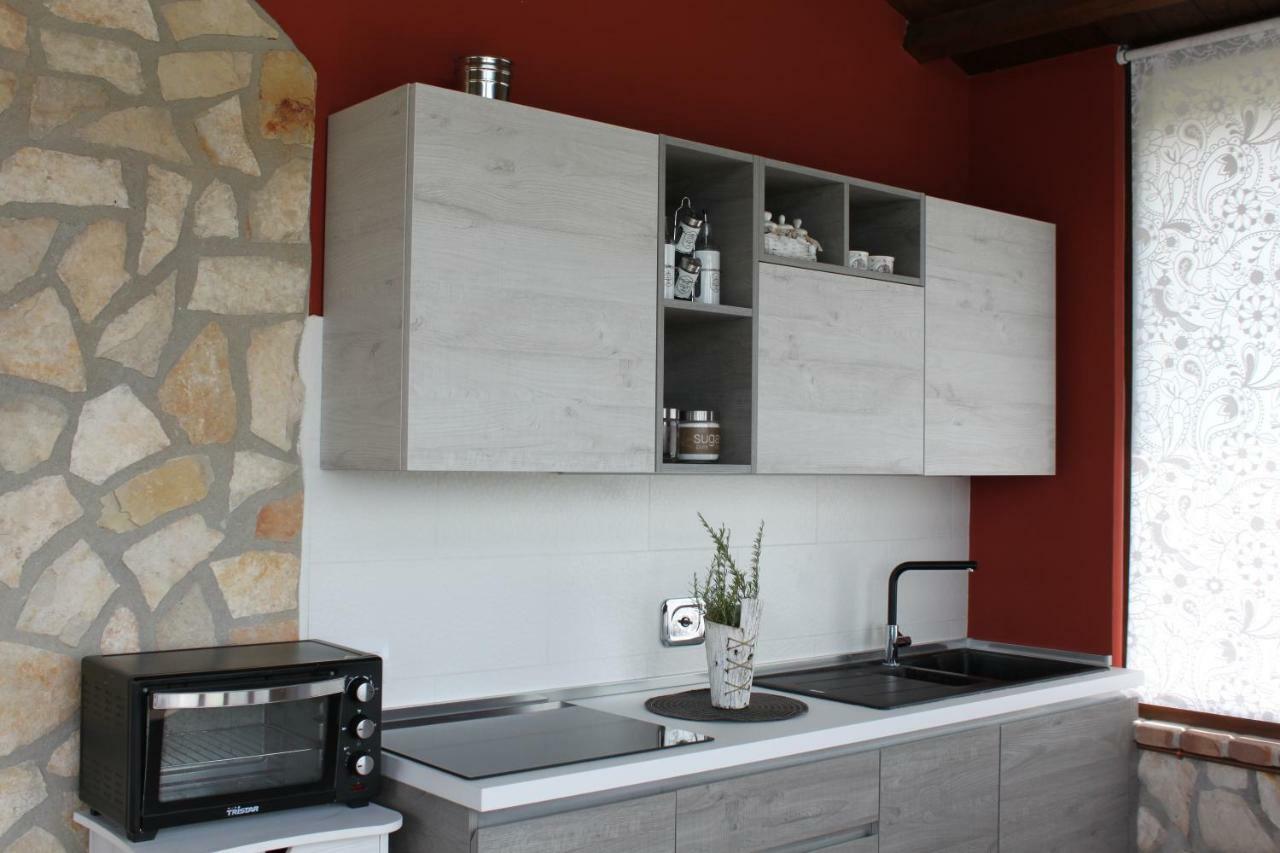 La Casa Del Fico Con Piscina * Pescia Romana