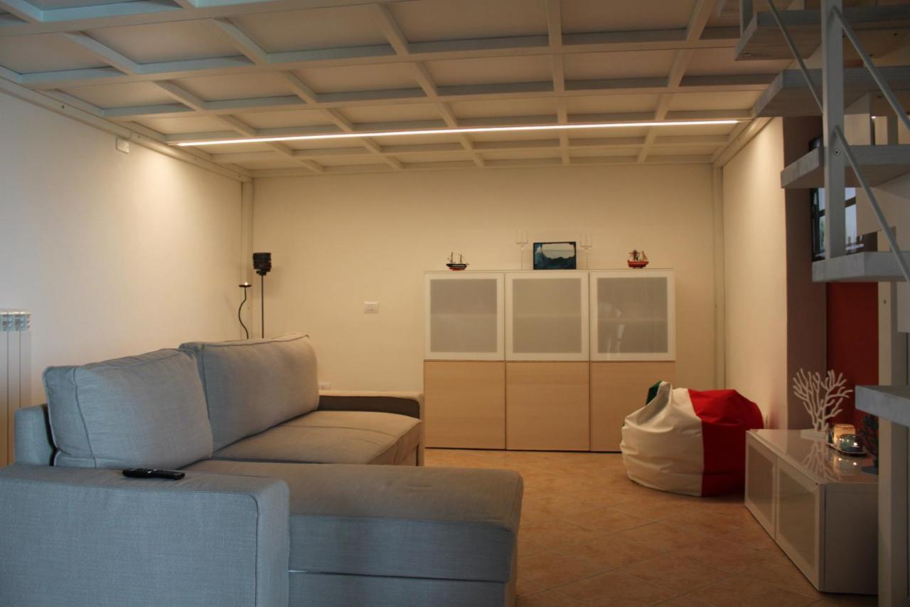 La Casa Del Fico Con Piscina Pescia Romana