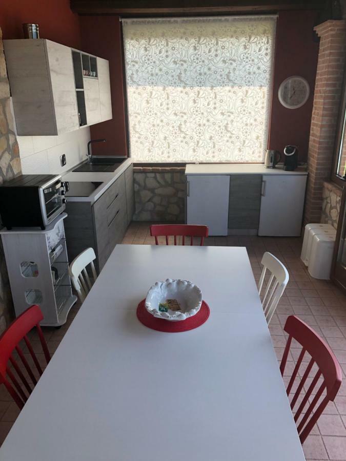 La Casa Del Fico Con Piscina * Pescia Romana