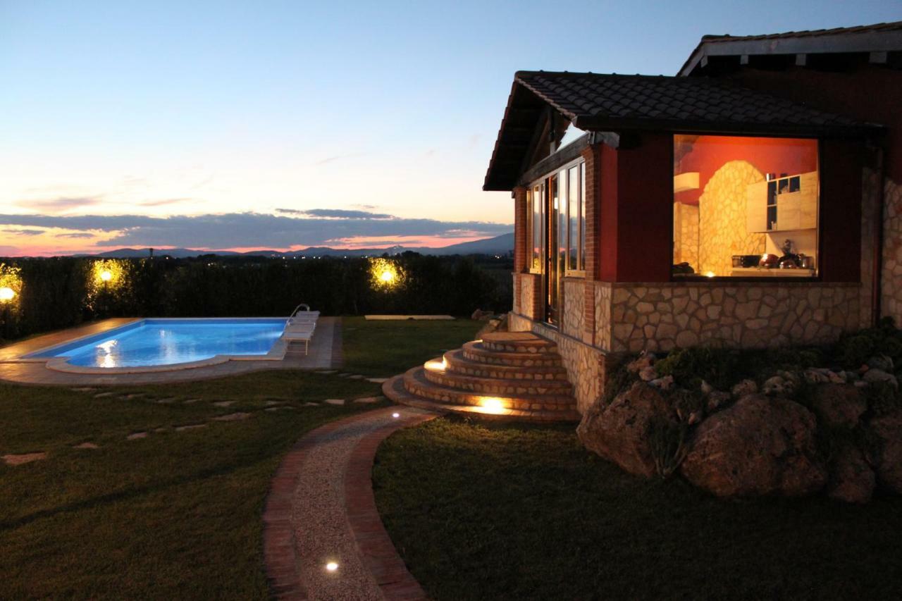 La Casa Del Fico Con Piscina Holiday home *